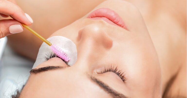 lash lift and brow lamination in Fargo-Moorhead